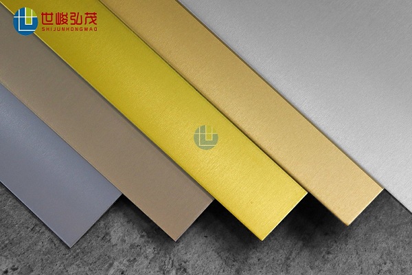 拉絲陽極氧化鋁板有什么優(yōu)點(diǎn)？世峻弘茂告訴你